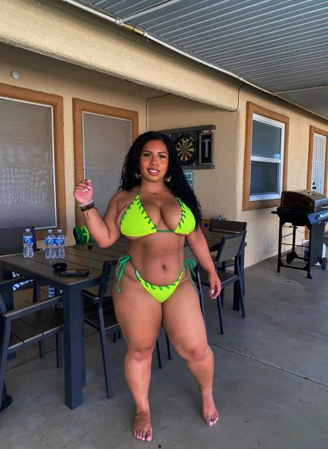 I’m an escort  down to have fun , I give body massage, blow job, nudes pics and videos😇. - Image 2